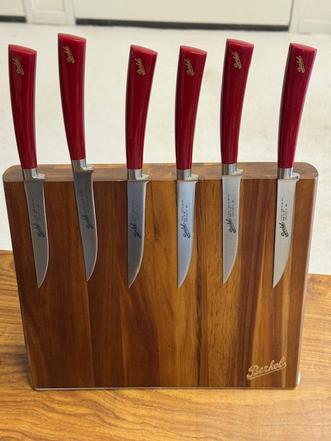 Ensemble de 6 couteaux à steak design avec bloc magnétique en acacia - Marron