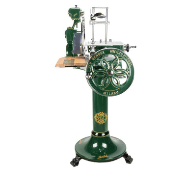 Volano B114 - bewerkt met speciale lak in British Racing Green